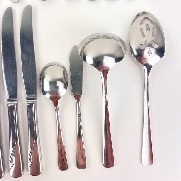 Oneida Oceanic Flatware Mixed Lot 25 Pieces Stainless Steel Knives Forks Spoons - Picture 12 of 14